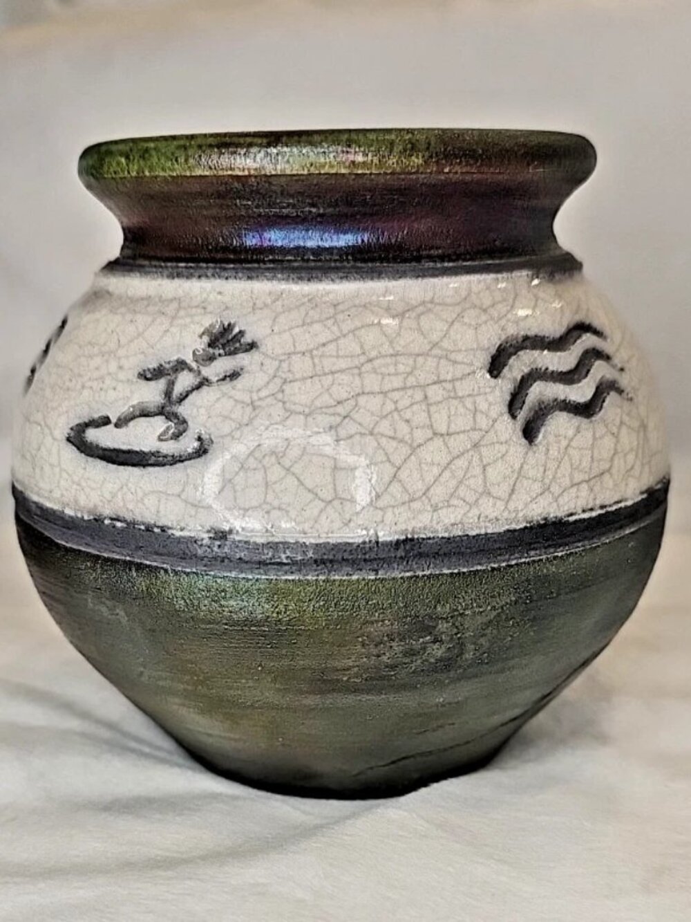 Ben Diller Vase Raku Art Pottery Iridescent Maui Hawaii Sea Turtle 4 in. Signed - Picture 2 of 11